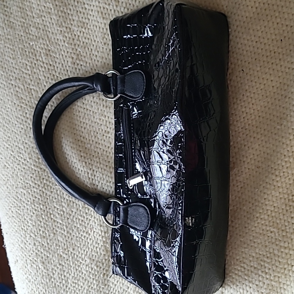 Primeware black lunch box purse